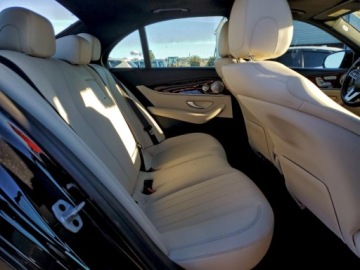 Mercedes Klasa E W213 2020 Mercedes-Benz Klasa E 350 2020 2.0 Benzyna 255KM, zdjęcie 10