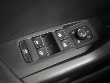 Volkswagen T-Cross SUV 1.5 TSI 150KM 2023 VW T-Cross 1.5 TSI, Salon Polska, Serwis ASO, zdjęcie 15