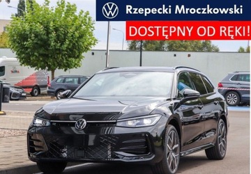 Volkswagen Passat B9 2025 Volkswagen Passat SYGNATURE, RLine Plus, hak, dostepny od reki 2.0