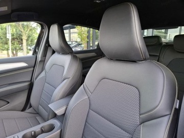 Renault Arkana SUV 1.3 TCe 140KM 2025 Od ręki - Techno 1.3 TCe mHEV 140KM / Pakiet Winter, Bose Sound System, zdjęcie 4