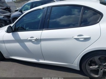 Alfa Romeo Giulia II 2019 Alfa Romeo Giulia Giulia sport rwd 2.0 Benzyna 280KM, zdjęcie 8