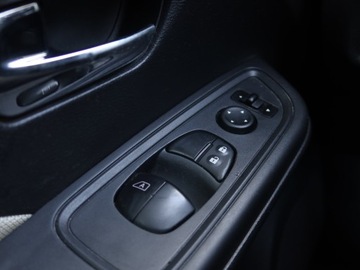 Nissan Micra V 1.5 dCi 90KM 2017 Nissan Micra 1.5 dCi, Navi, Klima, Tempomat, zdjęcie 14