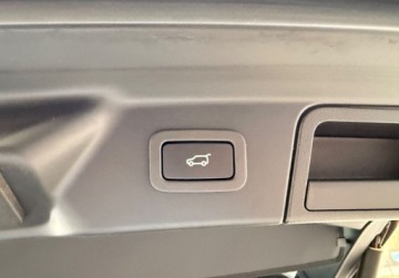 Land Rover Range Rover Velar SUV 2.0 250KM 2022 Land Rover Range Rover Velar FV VAT 23 roczna gwarancja benzyna 2.0, zdjęcie 31