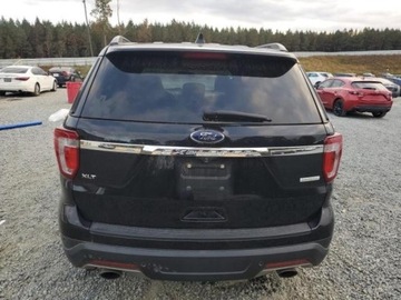 Ford Explorer VI SUV 2.3 EcoBoost  280KM 2019 Ford Explorer 2019r., XLT, od ubezpieczalni 2.3 Benzyna 280KM, zdjęcie 3
