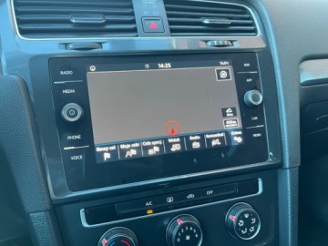 Volkswagen Golf VII Hatchback 3d Facelifting 2.0 TDI 150KM 2019 Volkswagen Golf 2.0 diesel 150 KM automat zadbany niski przebieg zami, zdjęcie 22