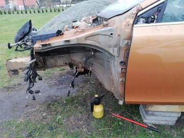 VOLVO V40 II ĆWIARTKA PODŁUŻNICA LEWA PRZÓD