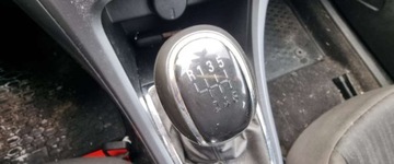 Opel Astra J Sports Tourer Facelifting 1.4 Turbo ECOTEC 120KM 2015 Opel Astra 2015r. 1.4 Benzyna. Uszkodzony prawy bok. Jezdzi. 1.4 Benzyna, zdjęcie 8