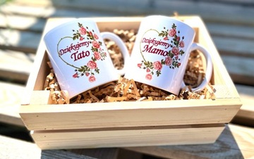 Набор полотенец с вышивкой и чашками для меда для родителей