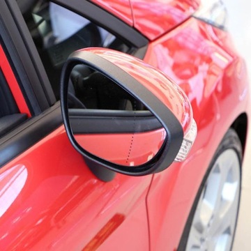 KRYT ZRCÁTKO BOČNÍHO DVEŘE PRAVÉHO ZADU DO FORD FIESTA MK7 2009-2017