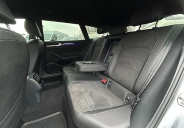 Volkswagen Arteon Fastback Facelifting 2.0 TSI 190KM 2021 Volkswagen Arteon Shooting Brake R-Line Pakiety, Podgrzewane 4 fotele, AC, zdjęcie 18