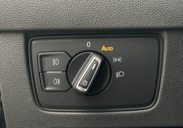 Volkswagen Passat B8 Limousine Facelifting 2.0 TSI 190KM 2021 Volkswagen Passat Business Pakiety, ACC, Ladowarka indukcyjna, GPS, ergoC, zdjęcie 18