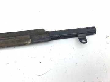 NISSAN 350Z 2003 PRAVÁ STRANA LIŠTA TĚSNĚNÍ OKNO DVEŘE PŘEDNÍCH