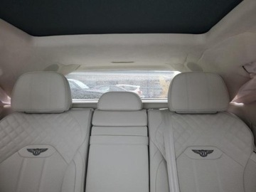 Bentley Bentayga 2023 Bentley Bentayga 2023, od ubezpieczalni 4.0 Benzyna 542KM, zdjęcie 8