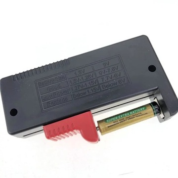 ЦИФРОВОЙ ТЕСТЕР ДЛЯ БАТАРЕЙ AAA AA 9 В