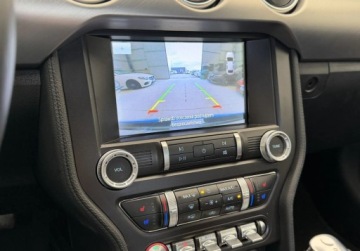 Ford Mustang VI Fastback Facelifting 5.0 Ti-VCT 450KM 2022 Ford Mustang MUSTANG 5.0 V8 GT 450 KM 2022r 2800 km Warszawa 5.0, zdjęcie 9