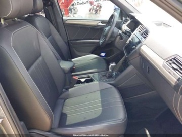 Volkswagen Tiguan II 2023 Volkswagen Tiguan 2023 Volkswagen Tiguan 2.0T SE R-Line Black FWD 2.0 184KM, zdjęcie 10