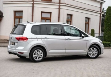 Volkswagen Touran III 2.0 TDI 150KM 2020 Volkswagen Touran 2.0TDI 150KM DSG Navi 7 Osob Alu 2xPdc Serwis Gwarancjia, zdjęcie 13