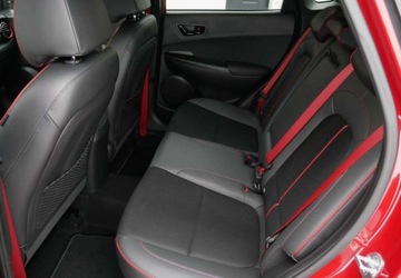 Hyundai Kona I Crossover 1.6 T-GDI 177KM 2018 Hyundai Kona Hyundai Kona 1.6 T-GDI DCT 4WD Unique 1.6 Benzyna 177KM, zdjęcie 26