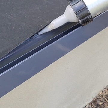 САМОКЛЕЯЩАЯСЯ ПОРОГНАЯ ЛЕНТА EPDM RENOPLAST