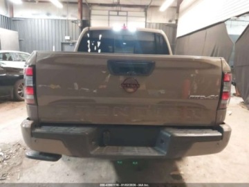 Nissan 2023 Nissan Frontier 2023 3.8 Benzyna 310KM, zdjęcie 4