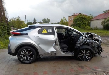 Toyota C-HR II SUV 1.8 Hybrid 140KM 2024 Toyota C-HR Okazja 1.8 Hybryda 140KM, zdjęcie 21