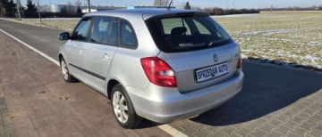 Skoda Fabia II Kombi Facelifting 1.6 TDI CR DPF 90KM 2012 Skoda Fabia Skoda Fabia 1.6TDI 2012r, klima 1.6 Diesel 90KM, zdjęcie 3