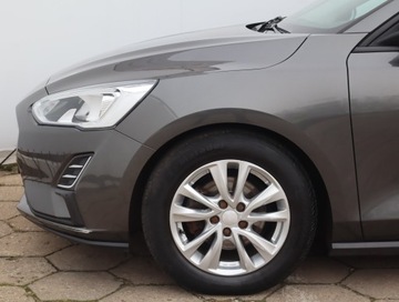 Ford Focus III Hatchback 5d facelifting 1.0 EcoBoost 100KM 2018 Ford Focus 1.0 EcoBoost, Salon Polska, Serwis ASO, zdjęcie 12