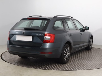 Skoda Octavia III Kombi Facelifting 1.5 TSI ACT 150KM 2018 Skoda Octavia 1.5 TSI, Salon Polska, zdjęcie 4