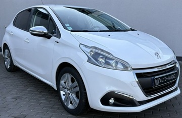 Peugeot 208 I Hatchback 5d Facelifting 1.2 PureTech 82KM 2016 Peugeot 208 1.2 VTi, zdjęcie 2