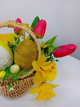 STROIK WIELKANOCNY GLAMOUR DEKORACJA KOMPOZYCJA KOSZYCZEK KURA WIKLINOWA