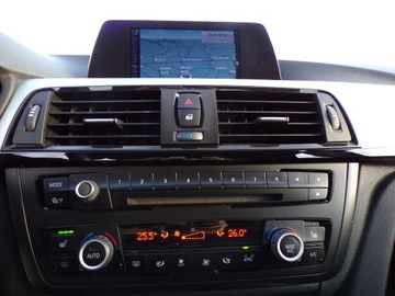 BMW Seria 3 F30-F31-F34 Touring 2.0 318d 143KM 2014 BMW Seria 3 F30/F31 4X4 xdrive możli.zamiana, zdjęcie 18