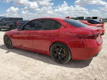 Alfa Romeo Giulia II Sedan Facelifting 2.0 Turbo 280KM 2020 Alfa Romeo Giulia 2020, 2,0L, po gradobiciu 2.0 Benzyna 280KM, zdjęcie 4