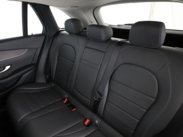 Mercedes GLC C253 SUV 2.0 250 211KM 2019 Mercedes GLC 200 lift mHEV 4x4 automat full LED, zdjęcie 16