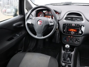 Fiat Punto Punto 2012 Hatchback 5d 1.4 77KM 2016 Fiat Punto 1.4, Salon Polska, Klima, zdjęcie 6
