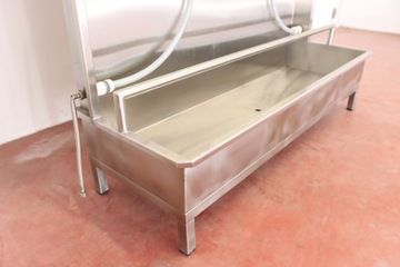 Стенка для полоскания одежды мясника