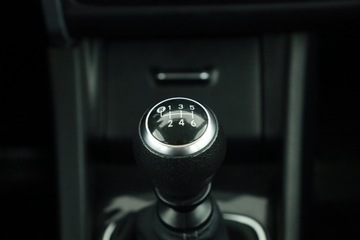 Toyota Auris II Hatchback 5d Facelifting 1.33 Dual VVT-i 99KM 2017 Toyota Auris 1.3 Dual VVT-i, Salon Polska, Klima, zdjęcie 10