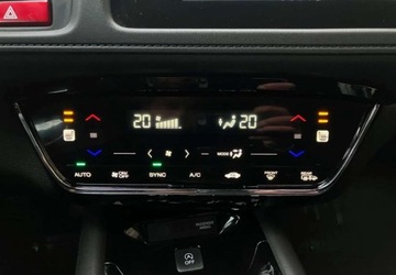 Honda HR-V II SUV 1.5 i-VTEC 130KM 2017 Honda HR-V Honda HR-V 1.5 Elegance (ADAS) 1.5 Benzyna 130KM, zdjęcie 22
