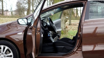 Kia Ceed II Hatchback 5d Facelifting 1.6 GDI 135KM 2015 ..Ceed .. Serwisowany .. Grzana Kierownica i Fotele .. Czujniki parkowania, zdjęcie 5