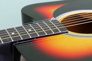 КРАСИВАЯ ЭЛЕКТРОАКУСТИЧЕСКАЯ ГИТАРА =НЕМЕЦКОЕ КАЧЕСТВО=