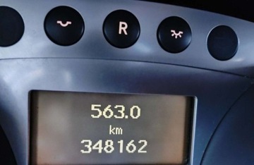 Mercedes Klasa R Off-roader Facelifting 300 CDI BlueEFFICIENCY 190KM 2011 Mercedes-Benz Klasa R 2011r. LONG, 3.0 CDI. 4Matic 7 osob. Lekko uszk praw, zdjęcie 14