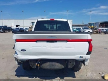 Ford 2023 Ford F150 LIGHTNING LARIAT, 2023r., 4x4, Elektryczny 580KM, zdjęcie 7