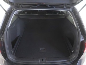 Volkswagen Passat B8 Variant Facelifting 2.0 TDI SCR 150KM 2023 VW Passat 2.0 TDI, Salon Polska, 1. Właściciel, zdjęcie 13