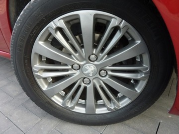 Peugeot 208 I Hatchback 5d Facelifting 1.2 PureTech 82KM 2016 Peugeot 208 ALLURE*Benzyna, zdjęcie 35