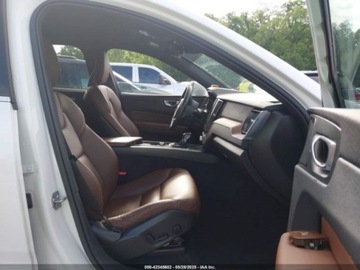 Volvo XC60 II 2021 Volvo XC 60 2021 Volvo XC60 T6 AWD Momentum 2.0 Benzyna 316KM, zdjęcie 4