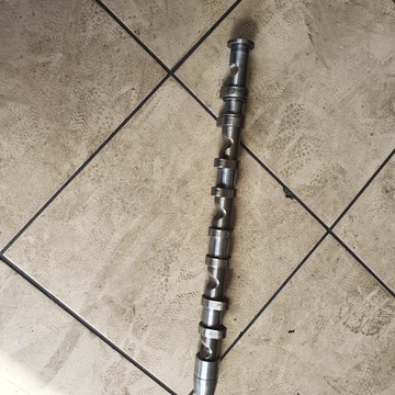WAŁEK ROZRZĄDU VW AUDI 2.0 TFSI 06F102B