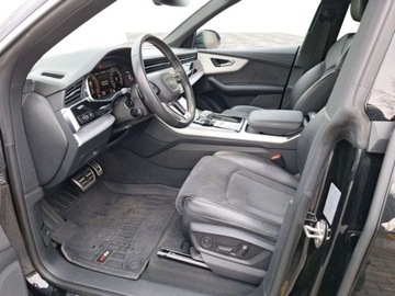 Audi Q8 SUV 3.0 45 TDI 231KM 2022 Audi Q8 S-Line Matrix Pneumatyka 3.0 Diesel 231KM, zdjęcie 11