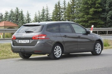 Peugeot 308 II SW Facelifting 1.2 PureTech 110KM 2018 Peugeot 308 1.2 Turbo doinwestowany hak nawigacja, zdjęcie 6