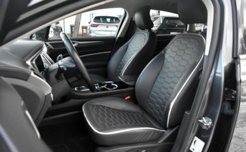 Ford Mondeo V Sedan Facelifting 2.0 Hybrid 187KM 2021 Ford Mondeo VIGNALE FUL LED skora grzane fotele navi. Idealny 2.0 Hybryda, zdjęcie 22