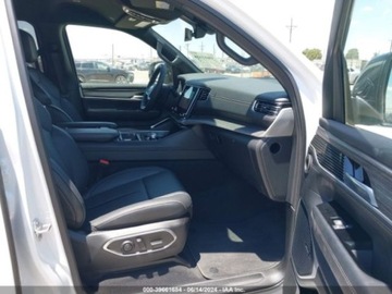 Jeep 2024 Jeep Wagoneer 2024 Jeep Wagoneer Series II 4x2 3.0 Benzyna 420KM, zdjęcie 6