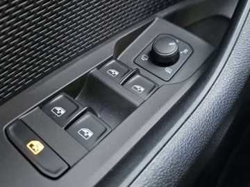 Skoda Octavia IV Liftback 2.0 TDI SCR 200KM 2022 Skoda Octavia Matrix, Head-Up, Webasto, RS CHALLENGE, DCC, ACC 2.0 Diesel, zdjęcie 25